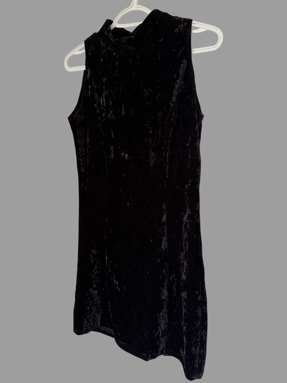 Black Velvet Sleeveless Shift Dress